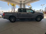 Used 2023 Nissan Titan SV w/ SV Convenience Package image 4