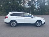 Used 2017 Subaru Outback 2.5i Limited image 4