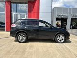 Used 2016 Nissan Rogue SV w/ SV Premium Package image 4