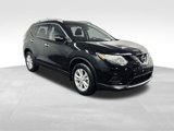 Used 2014 Nissan Rogue SV image 3