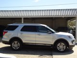 Used 2018 Ford Explorer XLT w/ Equipment Group 201A image 2