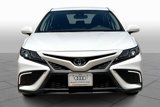 Used 2023 Toyota Camry SE image 3