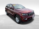 Used 2020 Jeep Grand Cherokee Laredo image 3