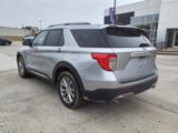 Certified 2022 Ford Explorer Limited w/ Equipment Group 301A image 3
