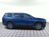 Used 2023 GMC Acadia SLE image 2