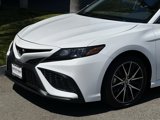 Used 2024 Toyota Camry SE image 2