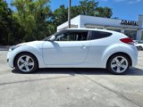 Used 2015 Hyundai Veloster image 4