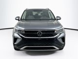 Used 2022 Volkswagen Taos SE image 2