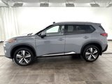 Used 2021 Nissan Rogue SL image 2