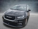 Used 2022 Chrysler Pacifica Touring-L image 3