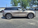 Used 2021 Lincoln Corsair Reserve image 2