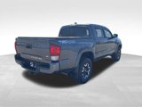 Used 2016 Toyota Tacoma TRD Off-Road image 5