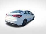Used 2017 Kia Forte LX image 5