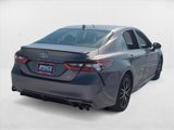 Used 2021 Toyota Camry SE image 4