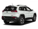 Used 2018 Jeep Cherokee Trailhawk image 3