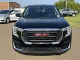 Used 2024 GMC Terrain SLE image 2