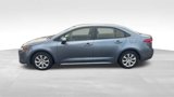 Used 2020 Toyota Corolla LE image 2