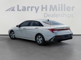 New 2025 Hyundai Elantra SE image 5