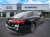 Used 2016 Toyota Avalon XLE Premium image 3