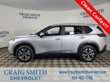 Used 2023 Nissan Rogue SV image 2