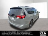 Used 2020 Chrysler Pacifica Touring-L Plus image 5