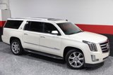 Used 2015 Cadillac Escalade ESV Luxury image 2