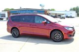 Used 2020 Chrysler Pacifica Touring-L w/ Advanced Safetytec Group image 3