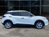 New 2025 Nissan Kicks Play S image 4