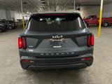 Certified 2022 Kia Sorento LX image 4
