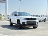 Used 2024 Jeep Grand Cherokee L Laredo image 3
