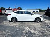 Used 2017 Hyundai Elantra SE w/ SE A/T Tech Package 03 image 2