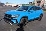 Used 2023 Volkswagen Taos SE w/ Panoramic Sunroof Package image 4