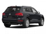 Used 2014 Volkswagen Touareg Sport image 2