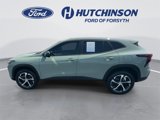 Used 2024 Chevrolet Trax RS w/ Driver Confidence Package image 5