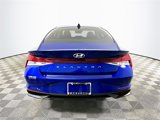 Used 2023 Hyundai Elantra SEL w/ Convenience Package image 4