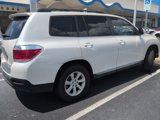 Used 2013 Toyota Highlander SE image 2