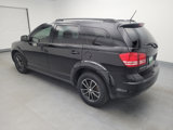 Used 2017 Dodge Journey SE w/ Flexible Seating Group image 3