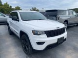 Used 2018 Jeep Grand Cherokee Laredo image 3