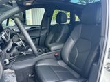 Certified 2025 Porsche Macan image 5