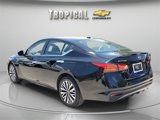 Used 2023 Nissan Altima 2.5 SV image 3