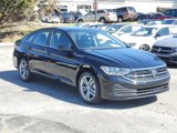 Certified 2024 Volkswagen Jetta SE w/ Panoramic Sunroof Package image 3