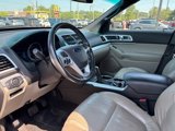 Used 2014 Ford Explorer XLT w/ Equipment Group 202A image 3