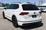 Used 2023 Volkswagen Tiguan SE R-Line image 5