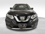Used 2017 Nissan Rogue SV image 2