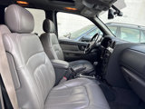 Used 2004 GMC Envoy XUV SLT image 5