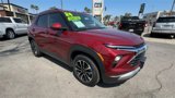 Certified 2025 Chevrolet TrailBlazer LT w/ Driver Confidence Package image 2