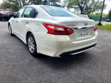 Used 2016 Nissan Altima 2.5 S w/ Power Driver Seat Package image 4