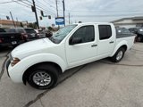 Used 2016 Nissan Frontier SV image 2