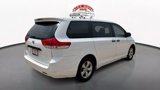 Used 2014 Toyota Sienna L image 5