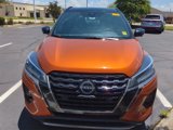 Used 2022 Nissan Kicks SR image 2